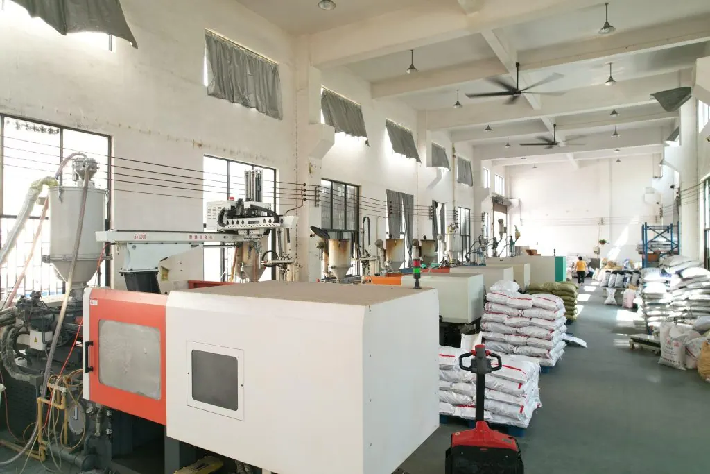 ZOOGO production line assembling fitness equipment